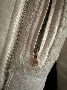 Guess nahkjakk, suurus S (3 foto / 4)
