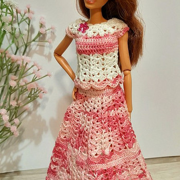 Kleit Barbie jaoks