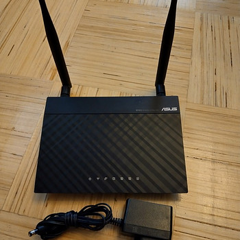Router Asus RT-N12