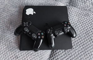 PlayStation (2 фото из 2)