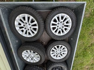 Toyota Land Cruiser 18’ veljed + rehvid 2 jooksu (6 foto / 10)