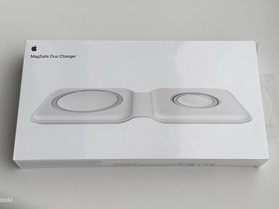 Apple MagSafe Duo Charger