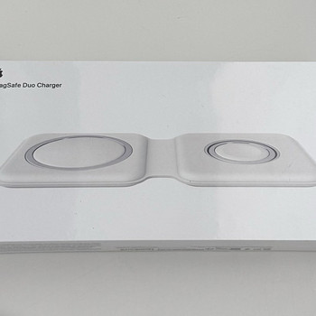 Apple MagSafe Duo Charger