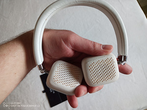Harman Kardon Soho bluetooth kõrvaklapid. UUS! (1 foto / 9)