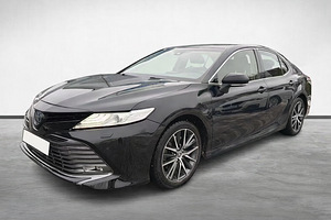 Takso autorent BOLT TOYOTA CAMRY HYBRID LPG (1 foto / 7)