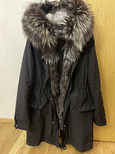 Parka (1 foto / 2)