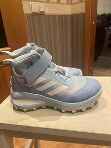 Adidas tossud (2 foto / 3)