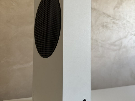 Консоль Xbox Series S