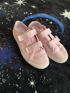 Tüdrukute Timberland tennised, suurus 35, vähe kantud! (1 foto / 2)