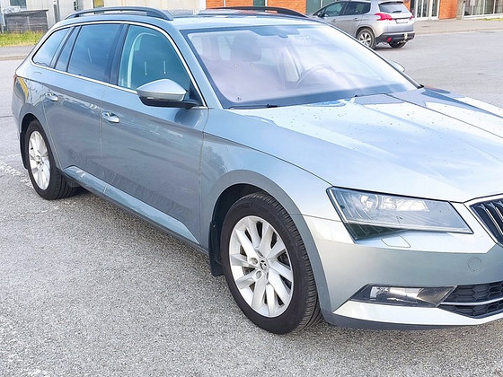 Skoda Superb 1.8 132kw