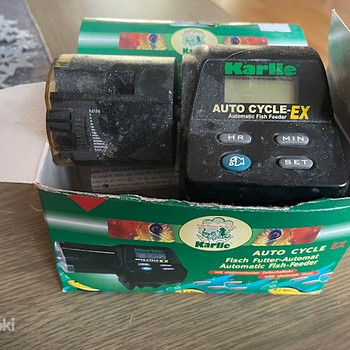АВТОМАТИЧЕСКАЯ КОРМУШКА ДЛЯ АКВАРИУМНЫХ РЫБ