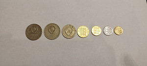 Набор монет (2 фото из 2)