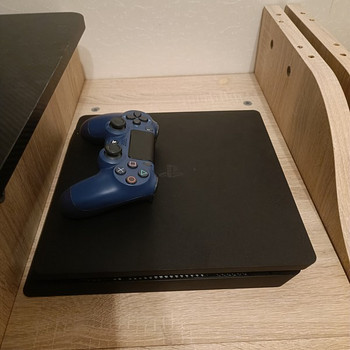 Ps4 slim 1tb