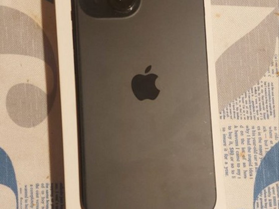 iPhone 15 128GB
