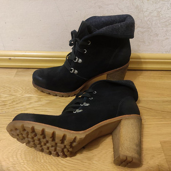 UGG saapad 42