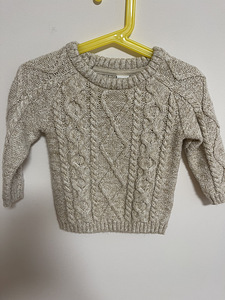 Свитер H&M (1 фото из 3)
