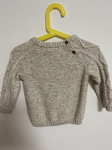 Свитер H&M (2 фото из 3)