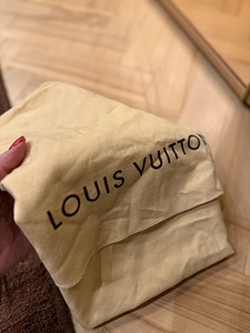 Louis vuitton ALMA MM DAMIER kott (8 foto / 9)