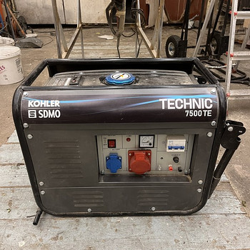НОВИНКА!!! Электрогенератор TECHNIC 7500 TE C5, SDMO