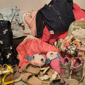 Продаю одежду и обувь для девочки 4-7лет