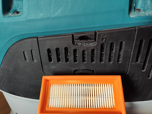 Фильтры и пылесборники для пылесосов Makita VC4210M и VC4210 (7 фото из 8)