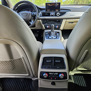 AUDI A6 S LINE LED MATRIX V6 QUATTRO (6 foto / 15)