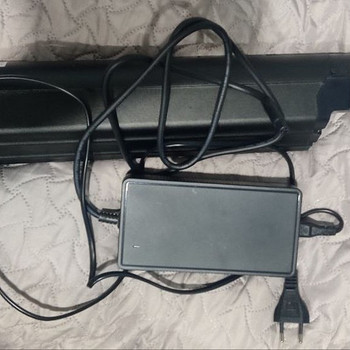 Аккумулятор Eleglide Tankroll с зарядным устройством