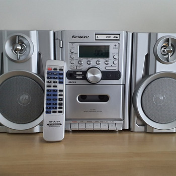 Muusikakeskus Sharp XL-UH3 USB CD raadio