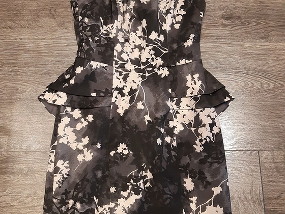 Праздничное платье H&M