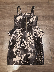 Праздничное платье H&M (2 фото из 2)