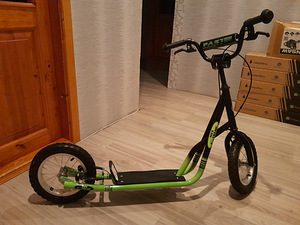 Uus tõukeratas , Nils Extreme 12". (4 foto / 4)