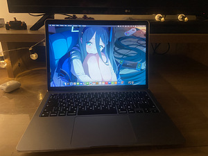 Macbook Air M1 (2 фото из 4)