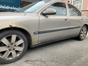 Volvo S60 2.4 TDi, 02a. automaat varuosad (3 foto / 8)