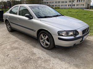 Volvo S60 2.4 TDi, 02a. automaat varuosad (6 foto / 8)