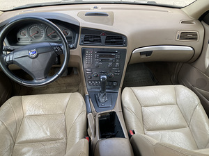 Volvo S60 2.4 TDi, 02a. automaat varuosad (7 foto / 8)