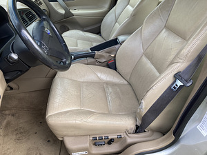 Volvo S60 2.4 TDi, 02a. automaat varuosad (8 foto / 8)