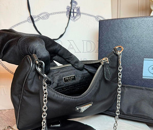 Б/у сумка Prada kott kotid (2 фото из 2)