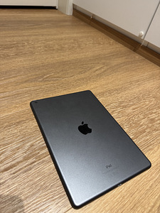 iPad 7gen 128gb (2 фото из 2)
