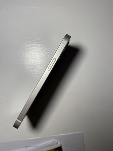 iPhone 12, 128GB, valge, Seisukord A- (4 foto / 4)