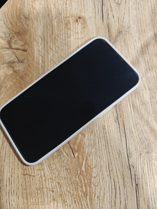 iPhone 13 (4 фото из 4)