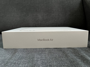 UUE AASTA ALGUSE ALLAHINDLUS Uus M3 Apple Macbook Air 13” (2 foto / 4)