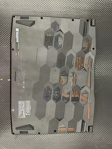 MSI Katana 15 15.6" 1TB SSD, Intel Core i7 13620H, DDR5 64gb (3 foto / 3)