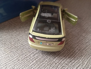 Моделька авто (2 фото из 5)