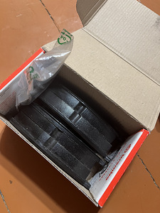 Тормозные колодки Brembo P61066 (2 фото из 4)