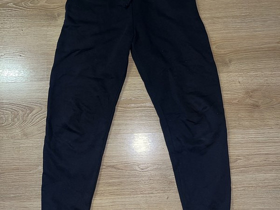 Черные брюки Zara