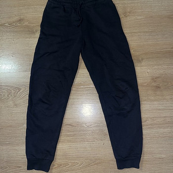 Черные брюки Zara