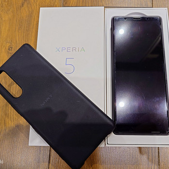 Sony Xperia 5