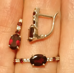 Серьги (2 фото из 7)