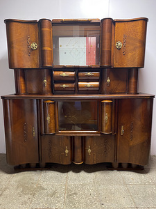 Haruldane art deco stiilis vitriinkapp (1 foto / 10)
