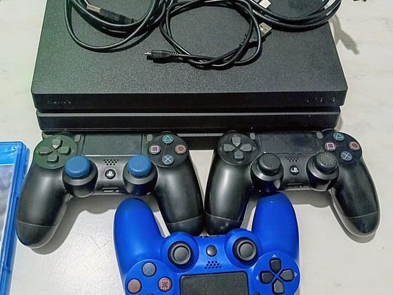 Sony PS4 Pro